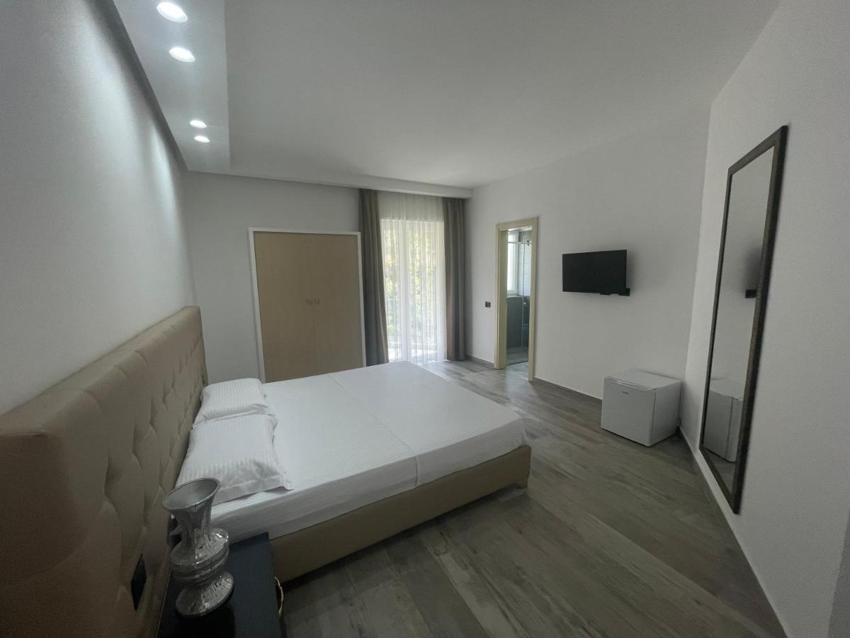 Mille Amici Hotel Shëngjin 외부 사진