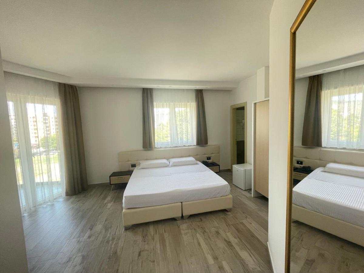 Mille Amici Hotel Shëngjin 외부 사진